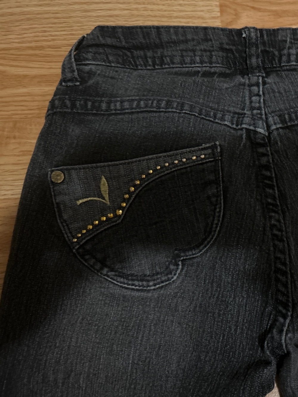 Apple bottoms jeans - Picture 2 of 4